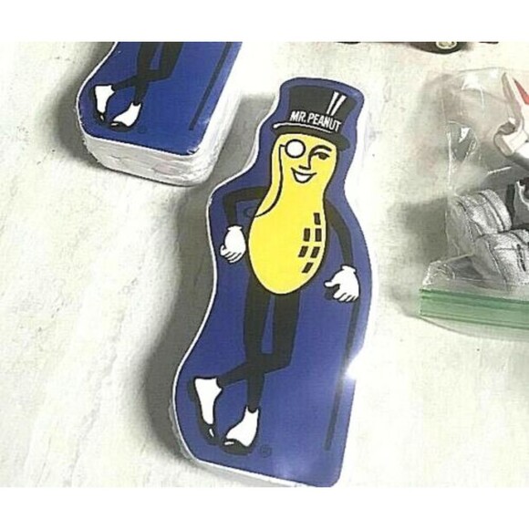 Vintage (New Old Stock) Planters Mr Peanut Vacuum Sealed T Shirt BE - Picture 1 of 1